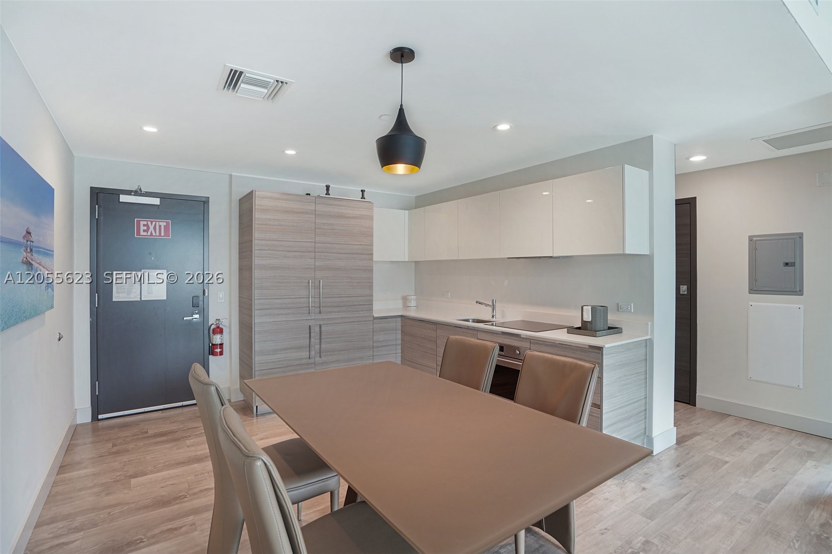 COSTA HOLLYWOOD CONDO - Residential