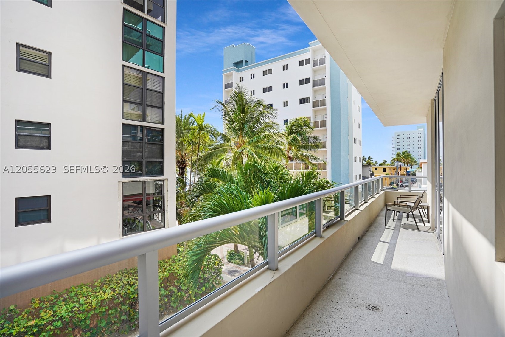 COSTA HOLLYWOOD CONDO - Residential