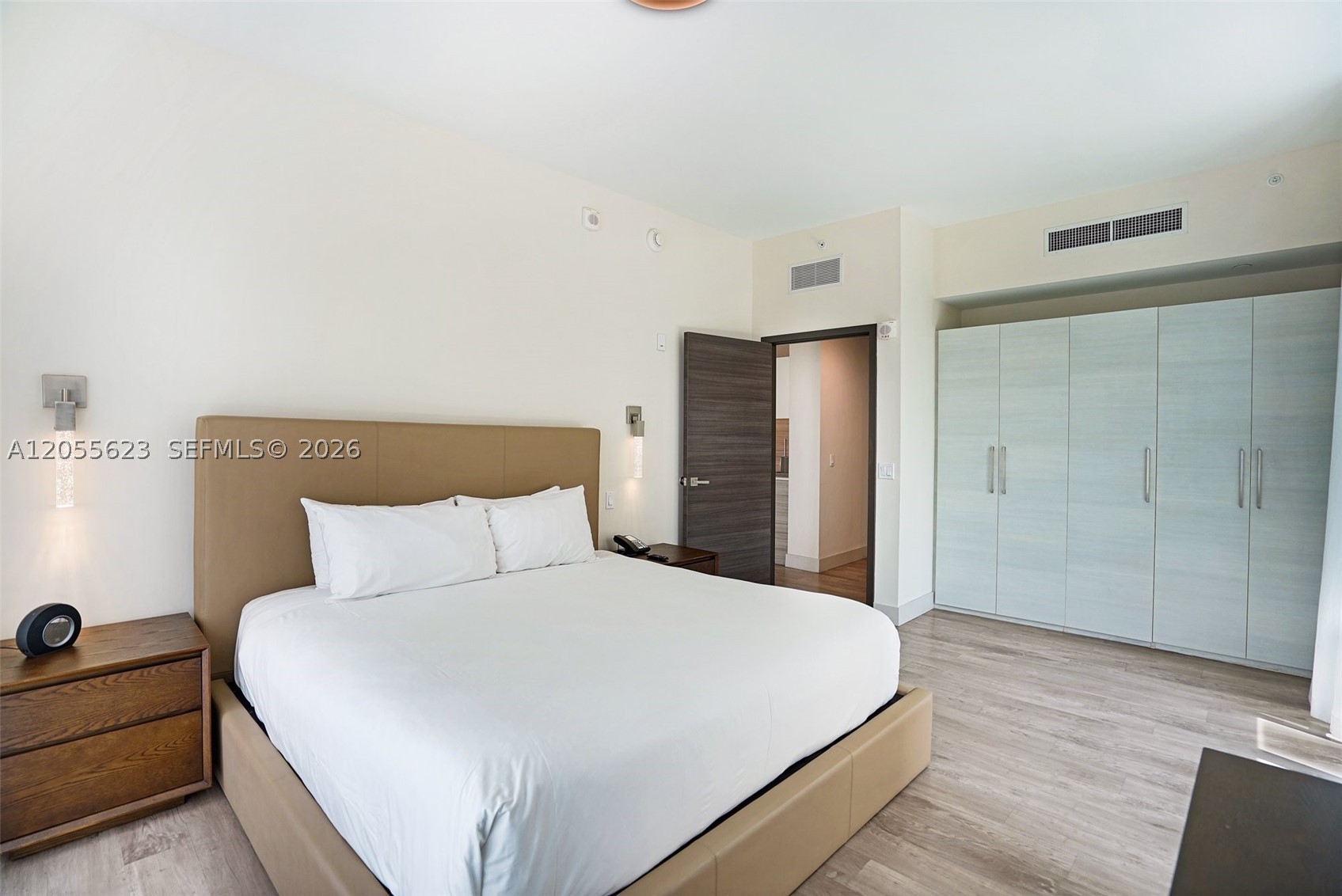 COSTA HOLLYWOOD CONDO - Residential