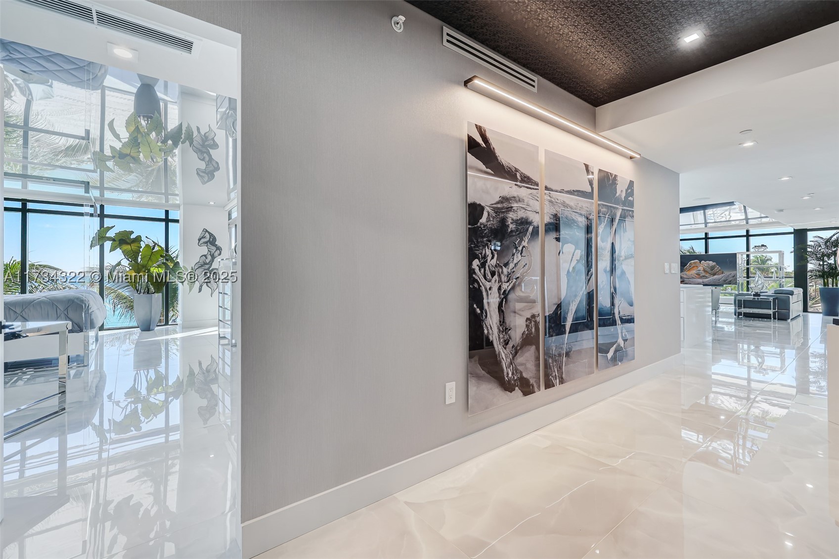 SAGE BEACH CONDO - Residential