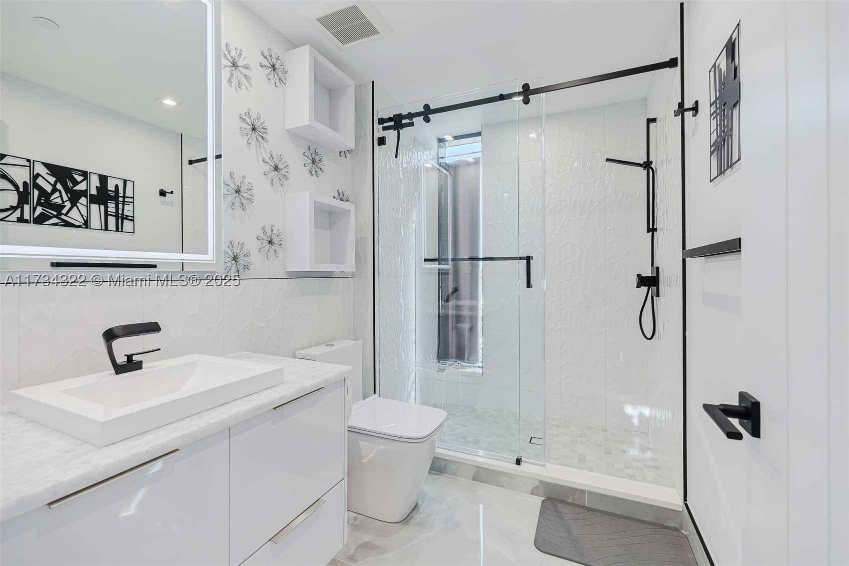 SAGE BEACH CONDO - Residential