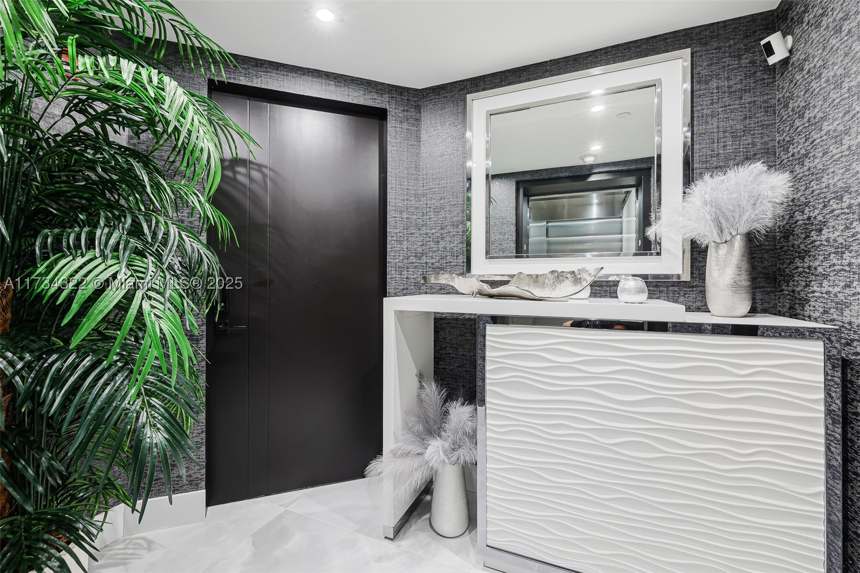SAGE BEACH CONDO - Residential