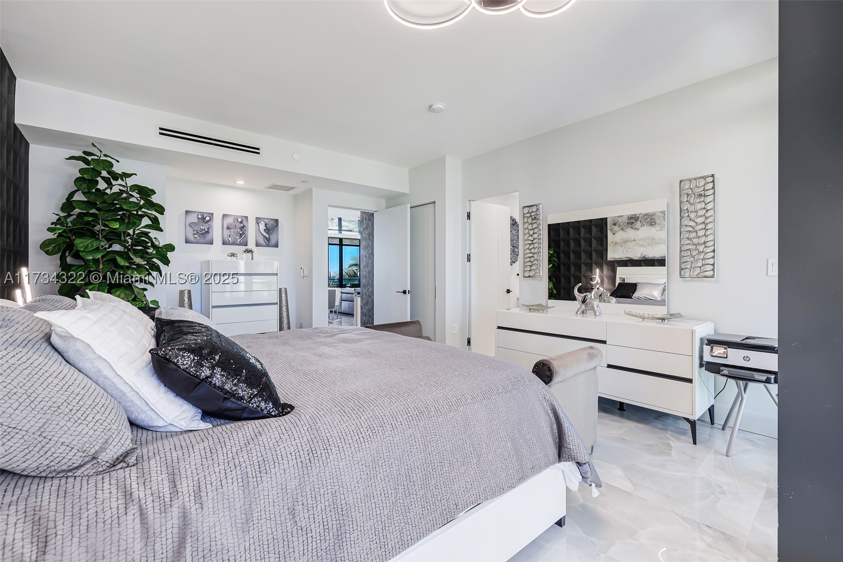 SAGE BEACH CONDO - Residential