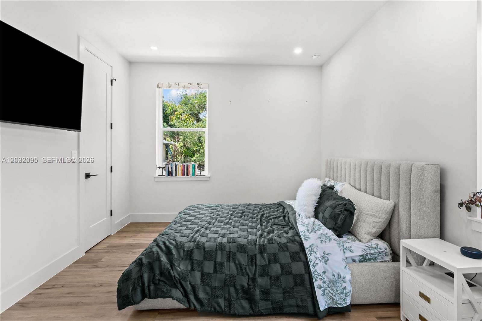 HANDSONHURST PARK - Residential