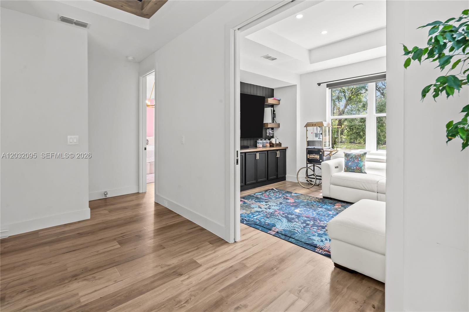 HANDSONHURST PARK - Residential