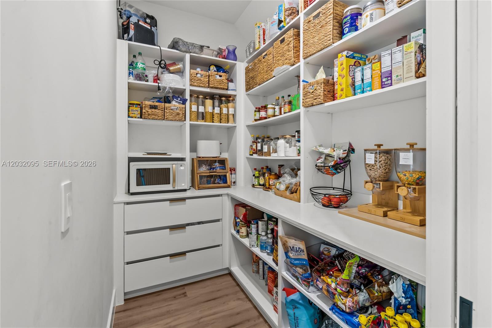 HANDSONHURST PARK - Residential