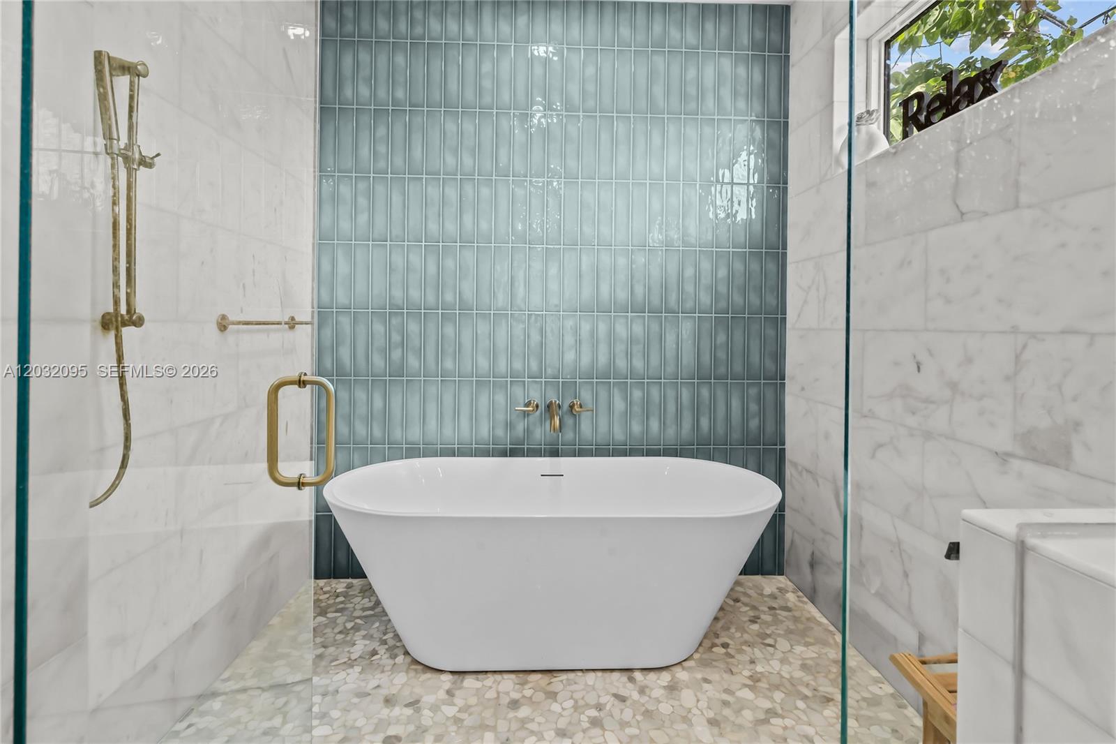 HANDSONHURST PARK - Residential