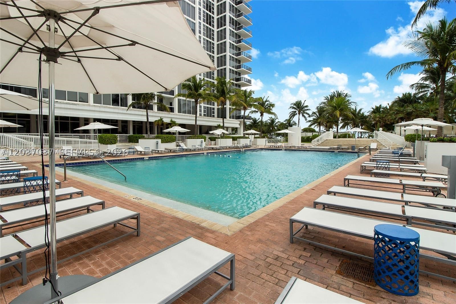 HARBOUR HOUSE - Residential Lease