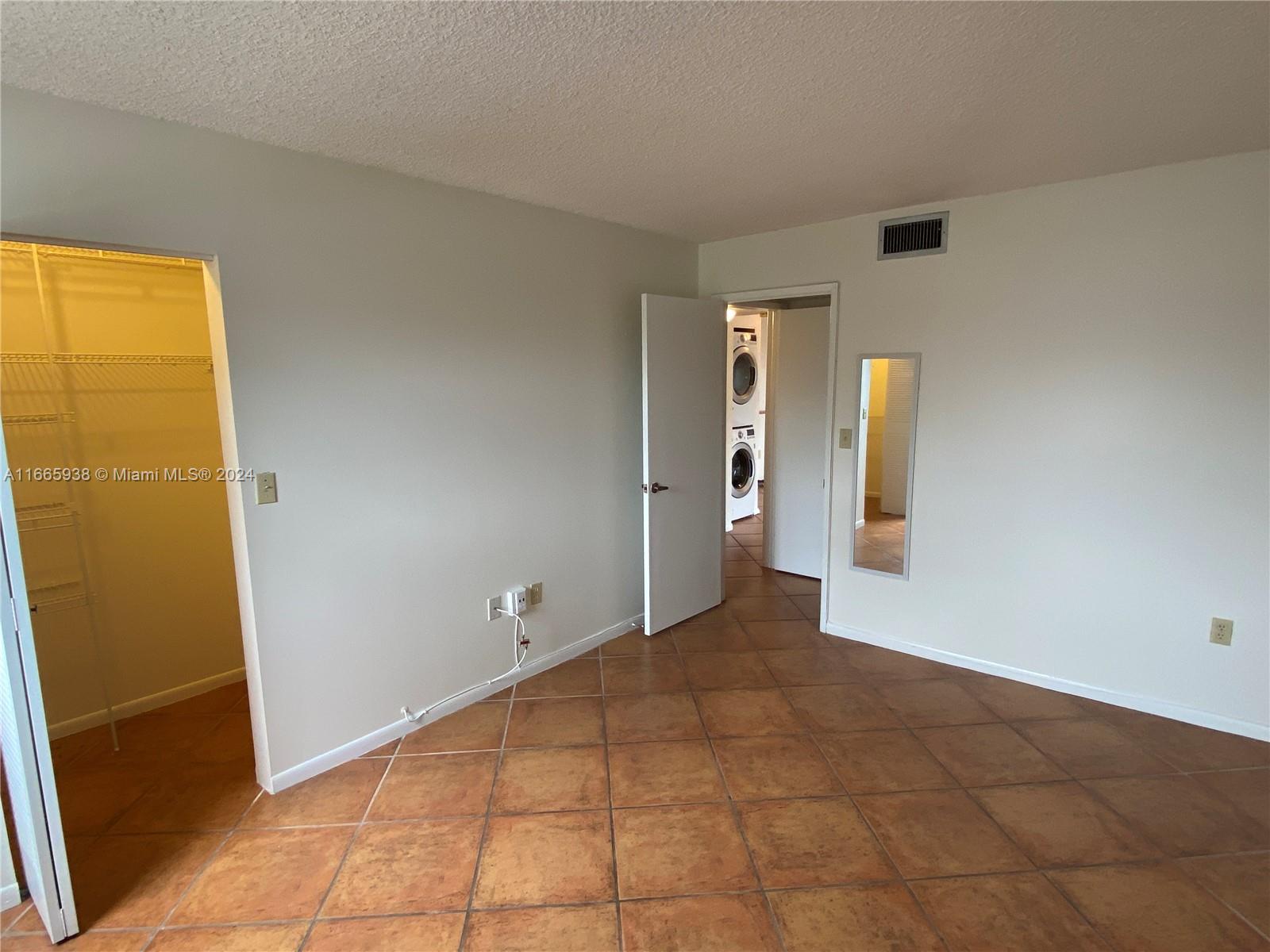 LAS BRISAS VILLAGE CONDO - Residential Lease