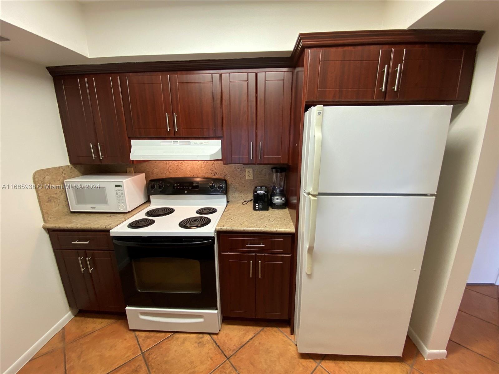 LAS BRISAS VILLAGE CONDO - Residential Lease