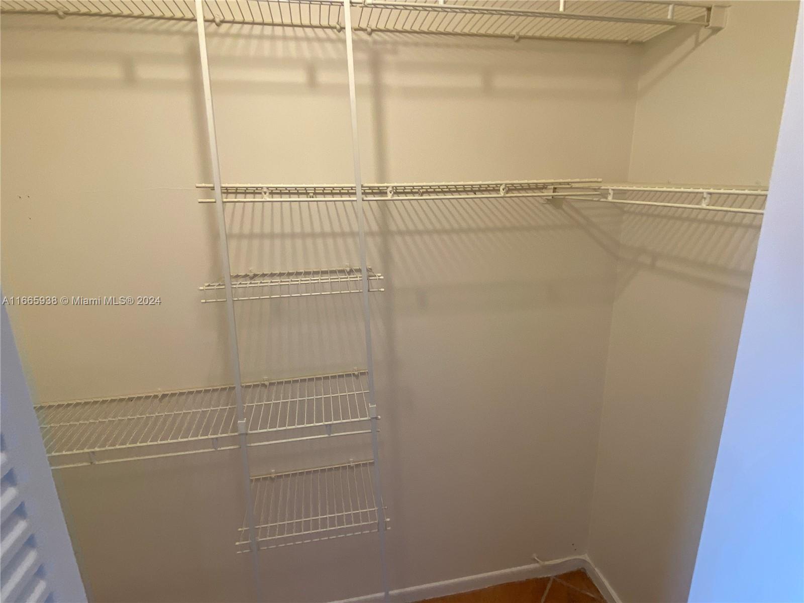 LAS BRISAS VILLAGE CONDO - Residential Lease