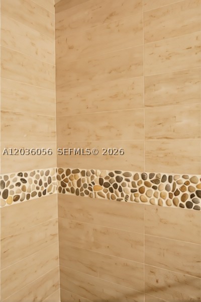 VALENCIA TOWNHOUSE CONDO - Residential Lease