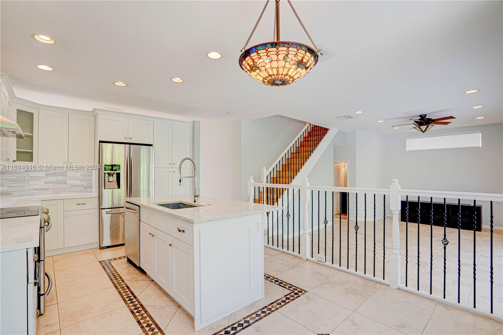 RIVIERA ISLES III - Residential Lease