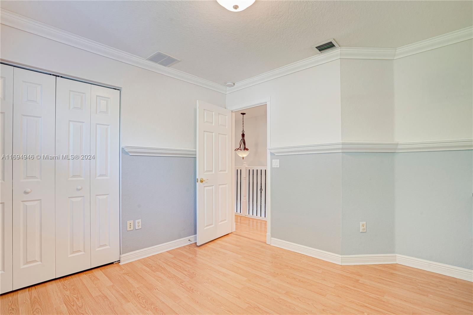 RIVIERA ISLES III - Residential Lease