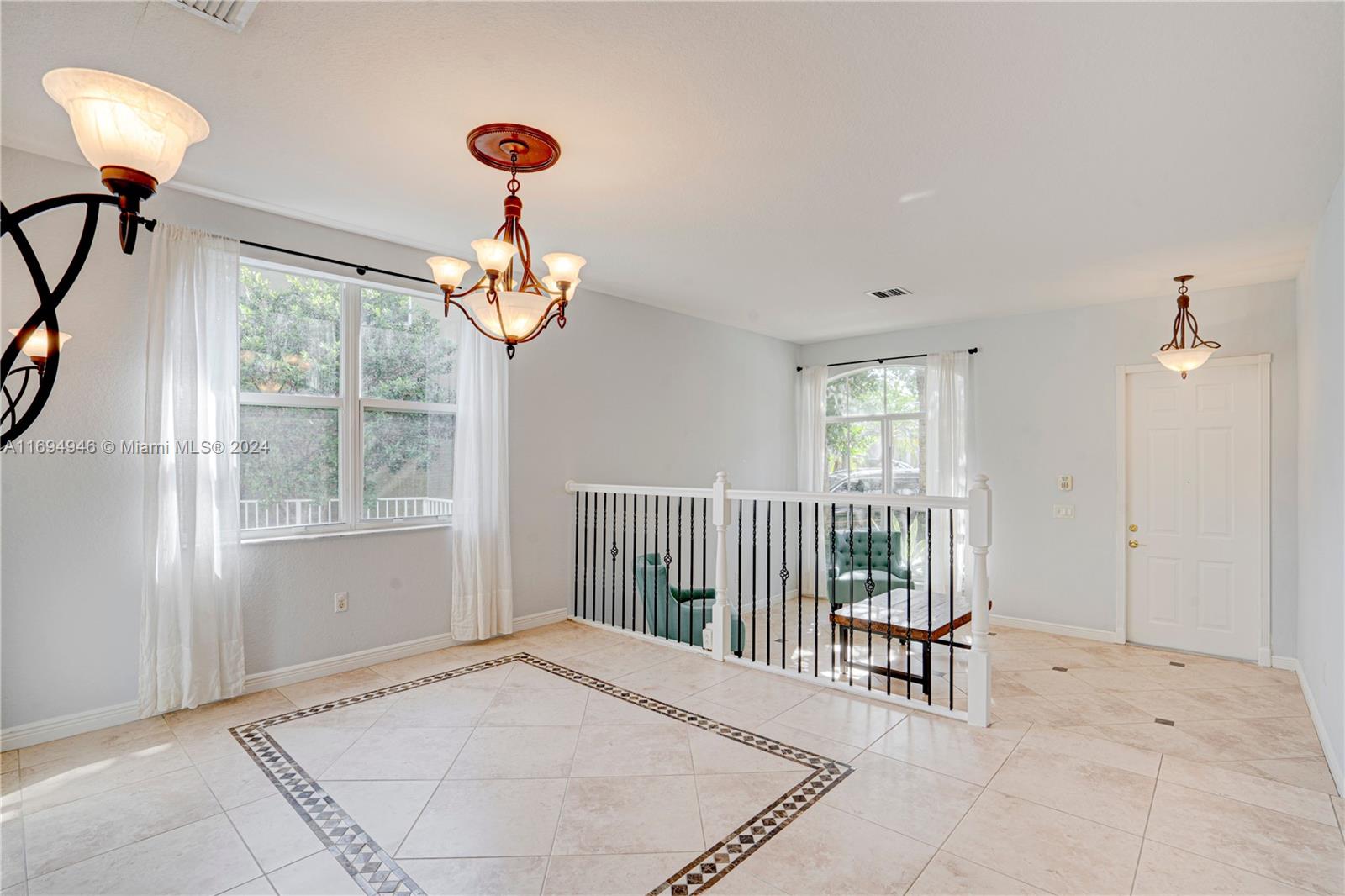 RIVIERA ISLES III - Residential Lease