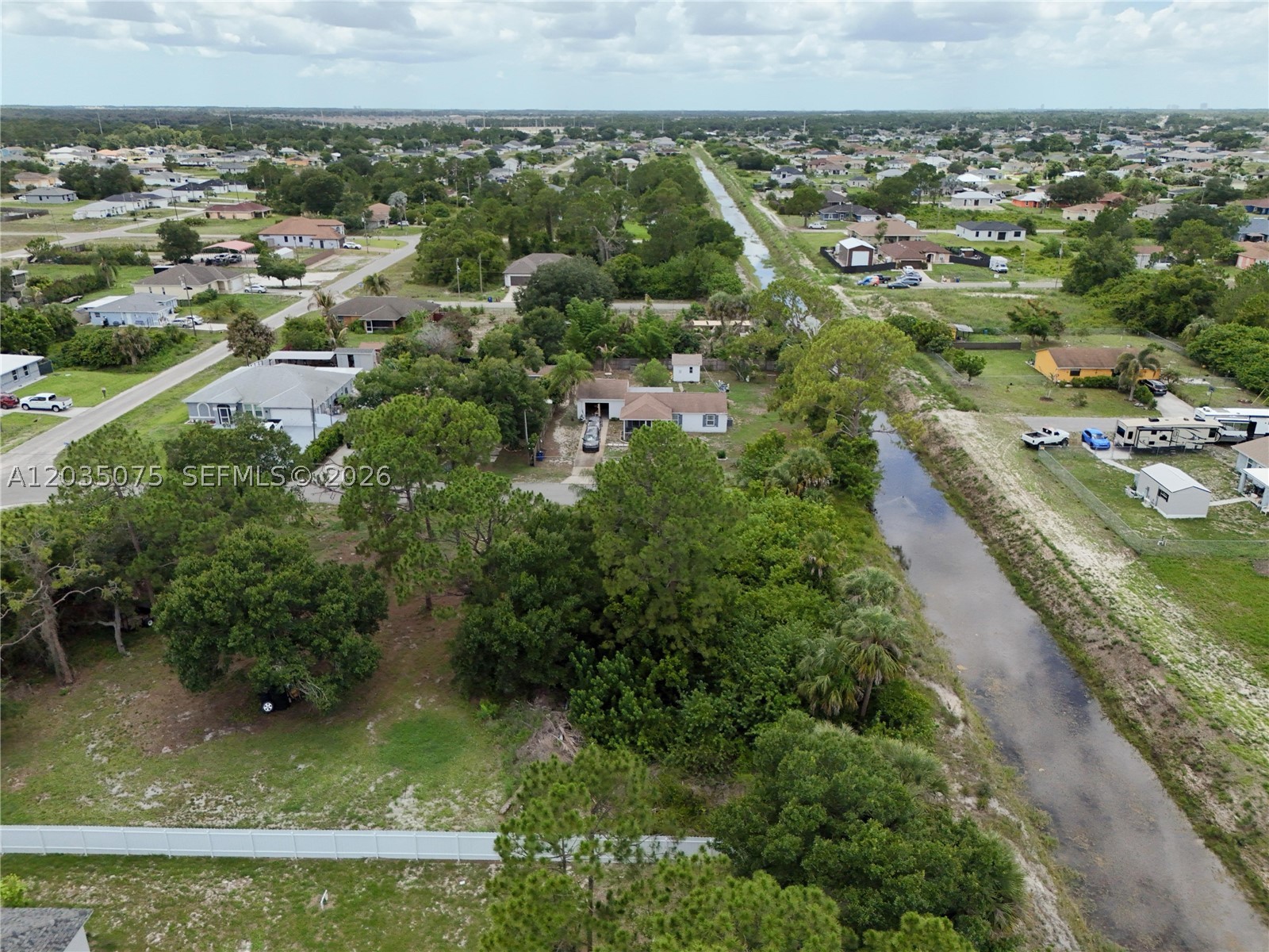 LEHIGH ACRES - Land