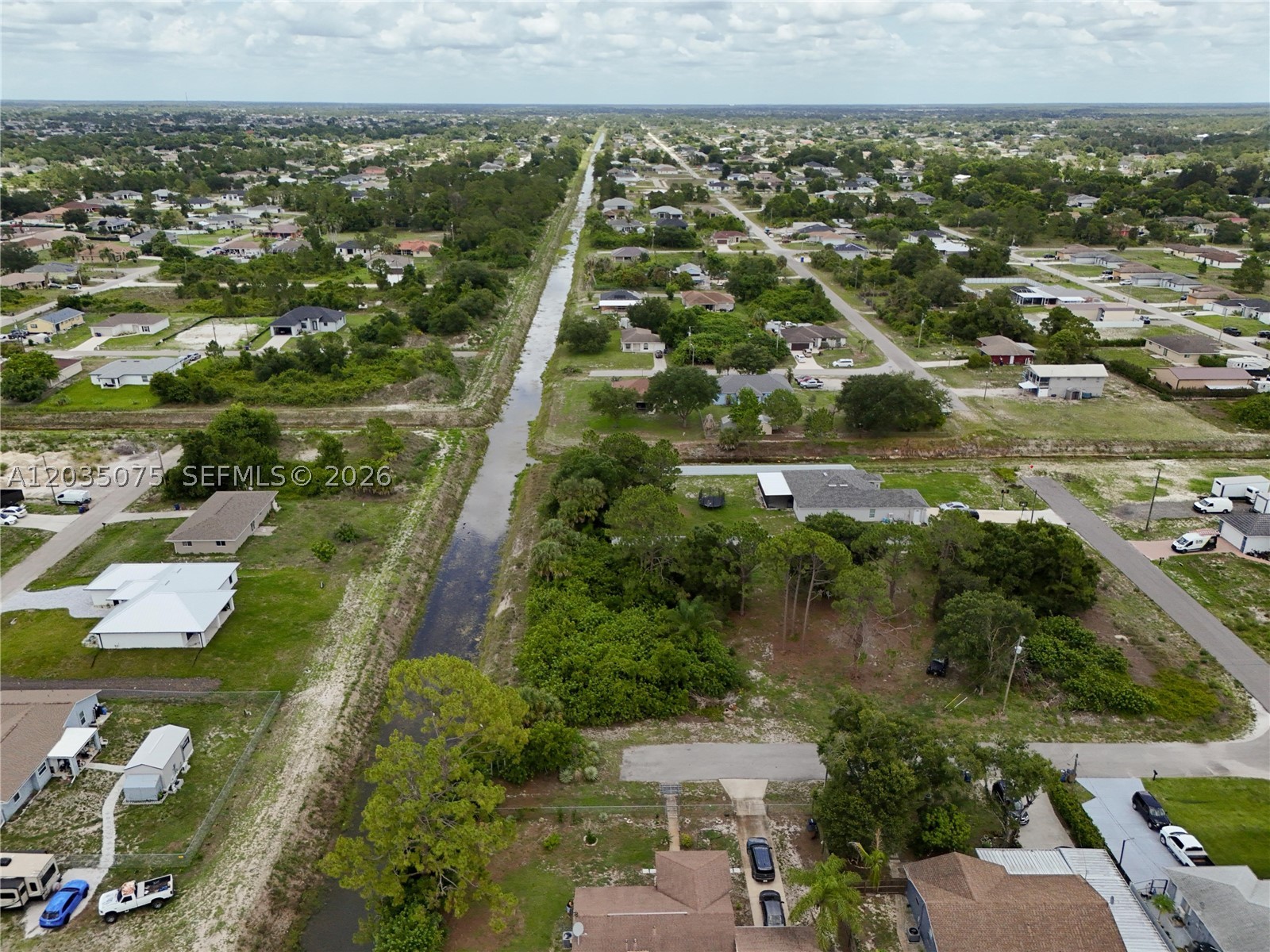 LEHIGH ACRES - Land