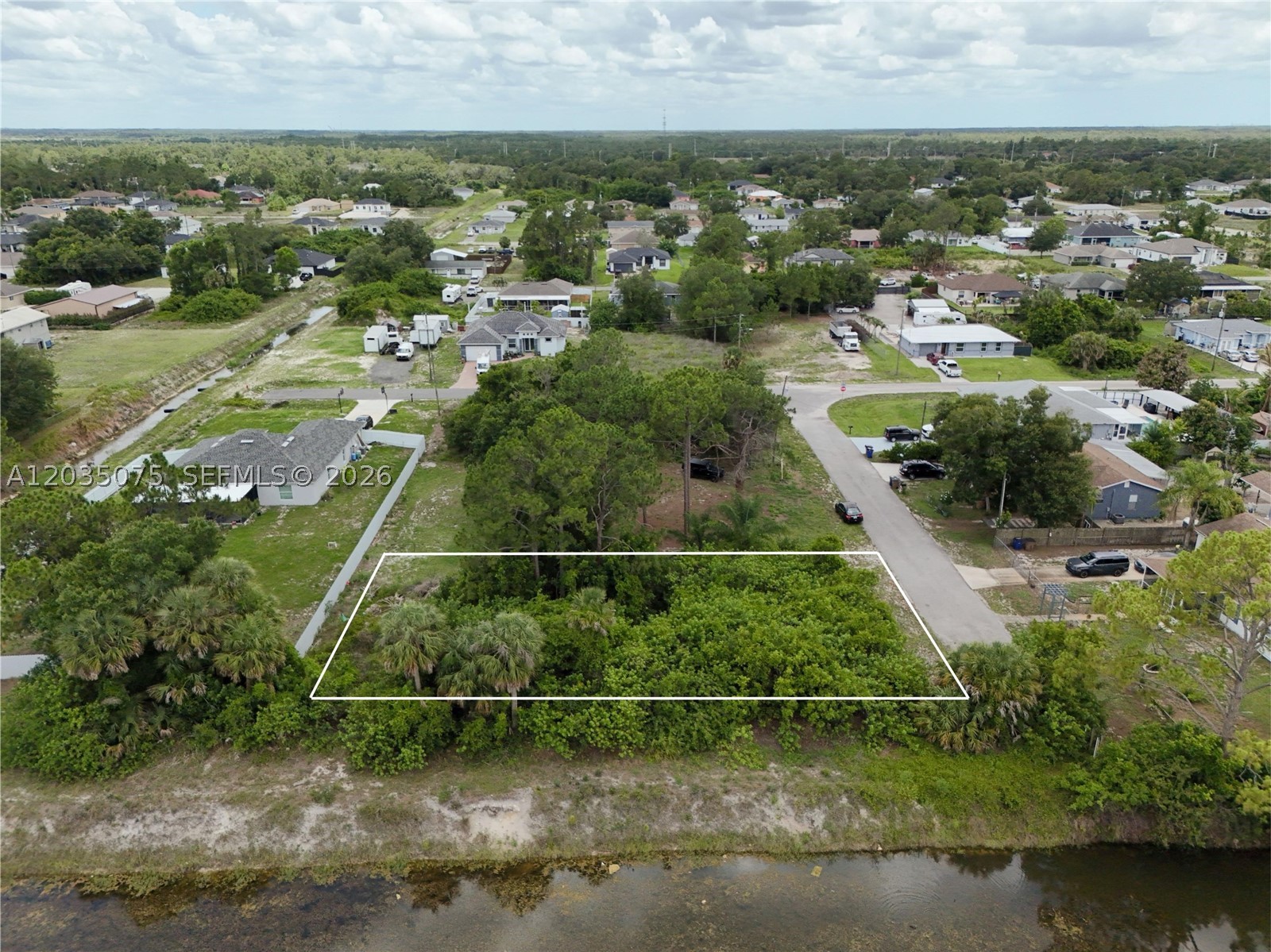 LEHIGH ACRES - Land