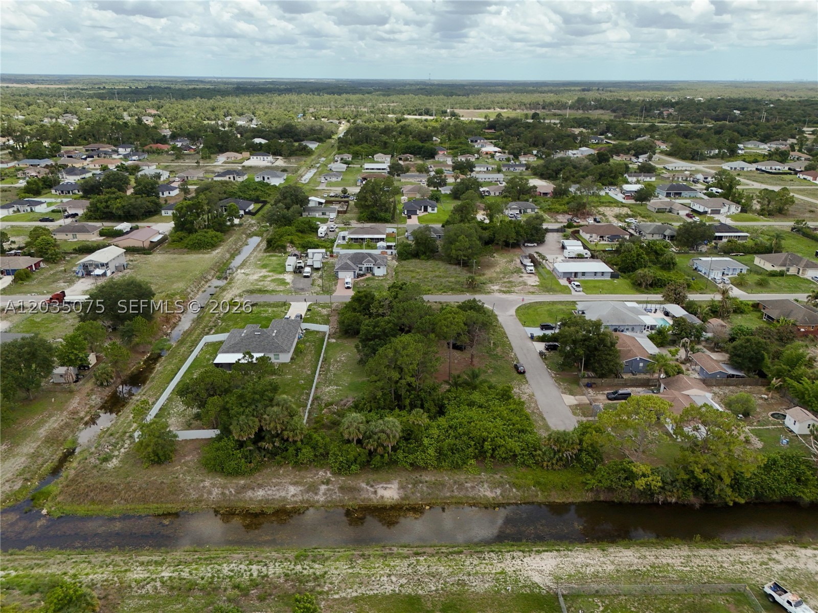 LEHIGH ACRES - Land