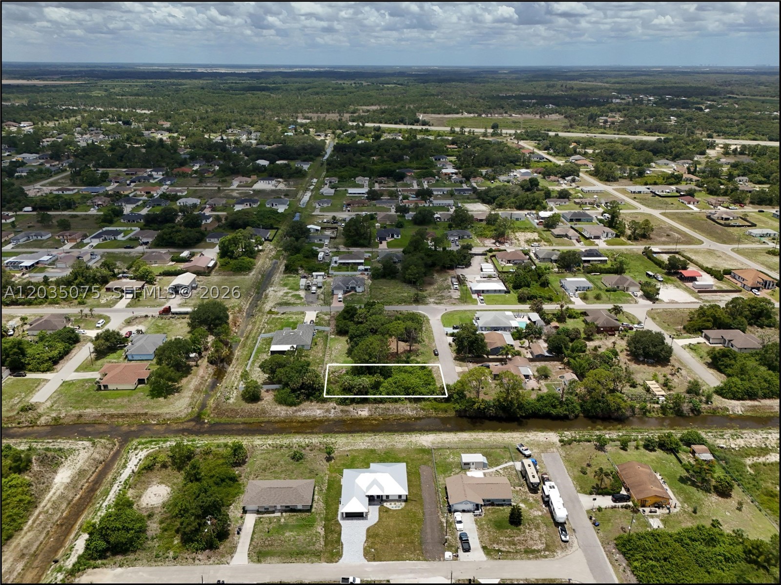 LEHIGH ACRES - Land