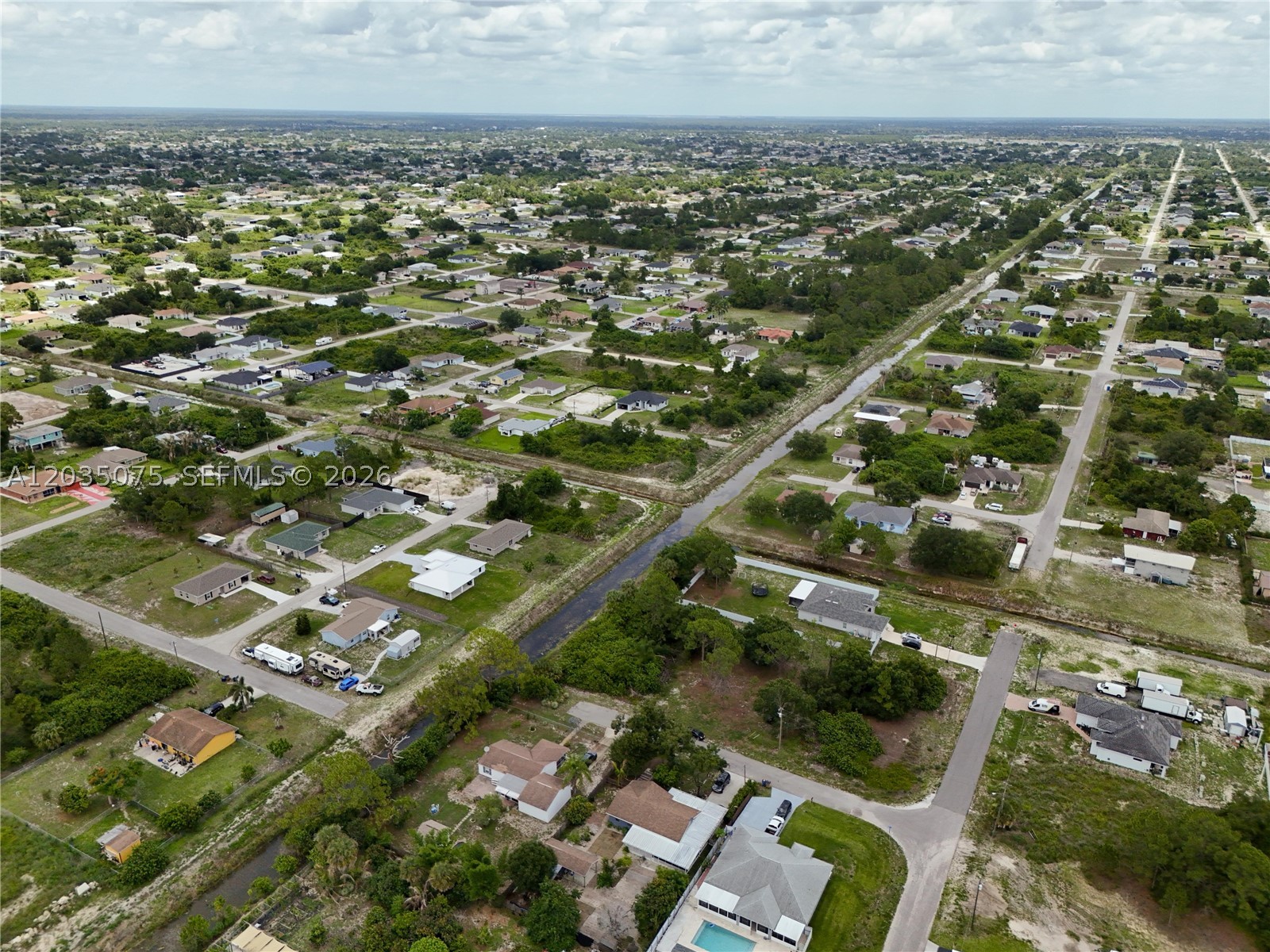LEHIGH ACRES - Land