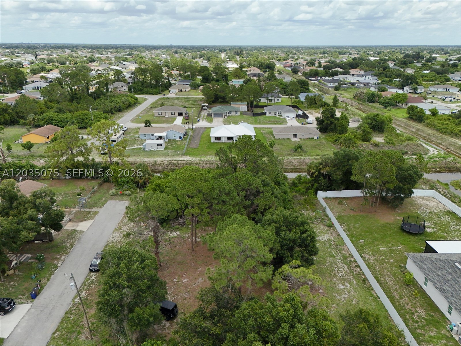 LEHIGH ACRES - Land
