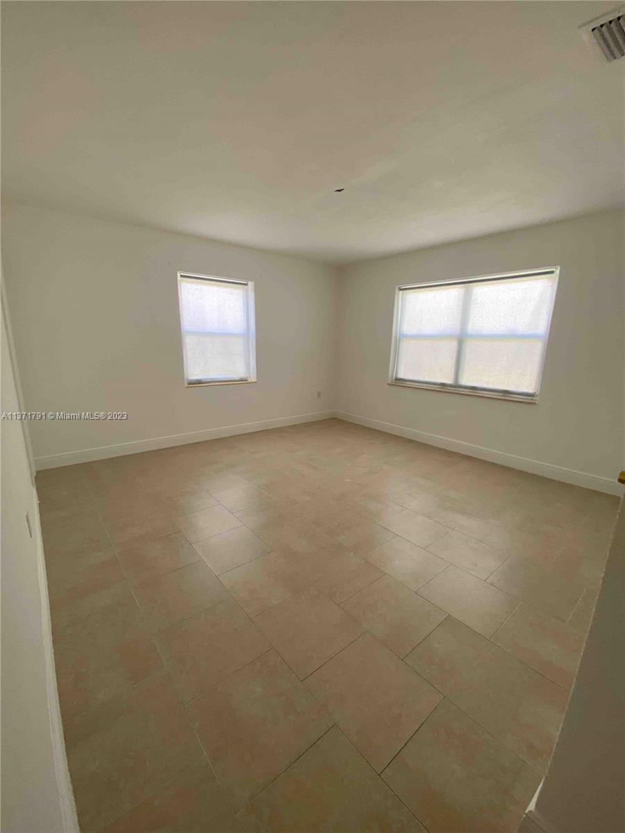 ISLE OF NORMANDY MIAMI VI - Residential Lease