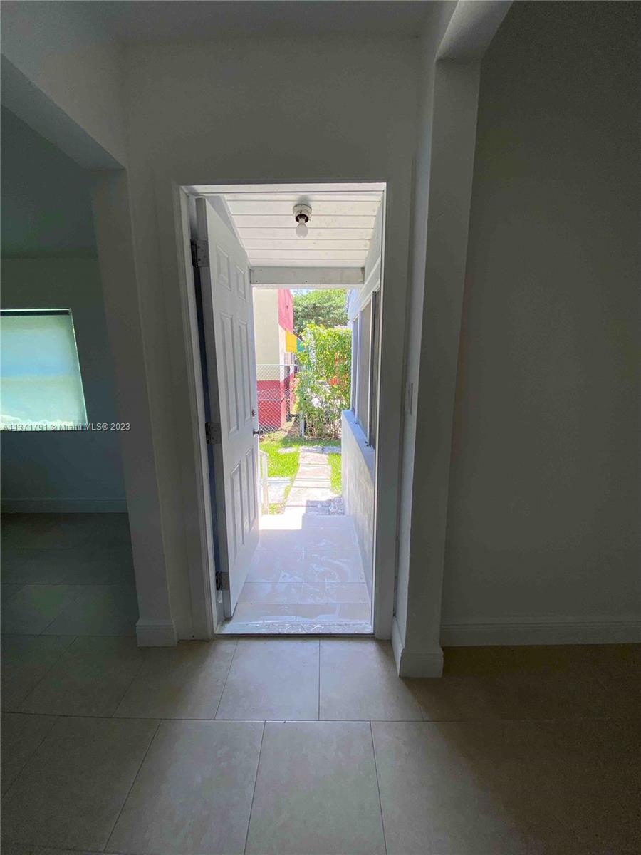 ISLE OF NORMANDY MIAMI VI - Residential Lease