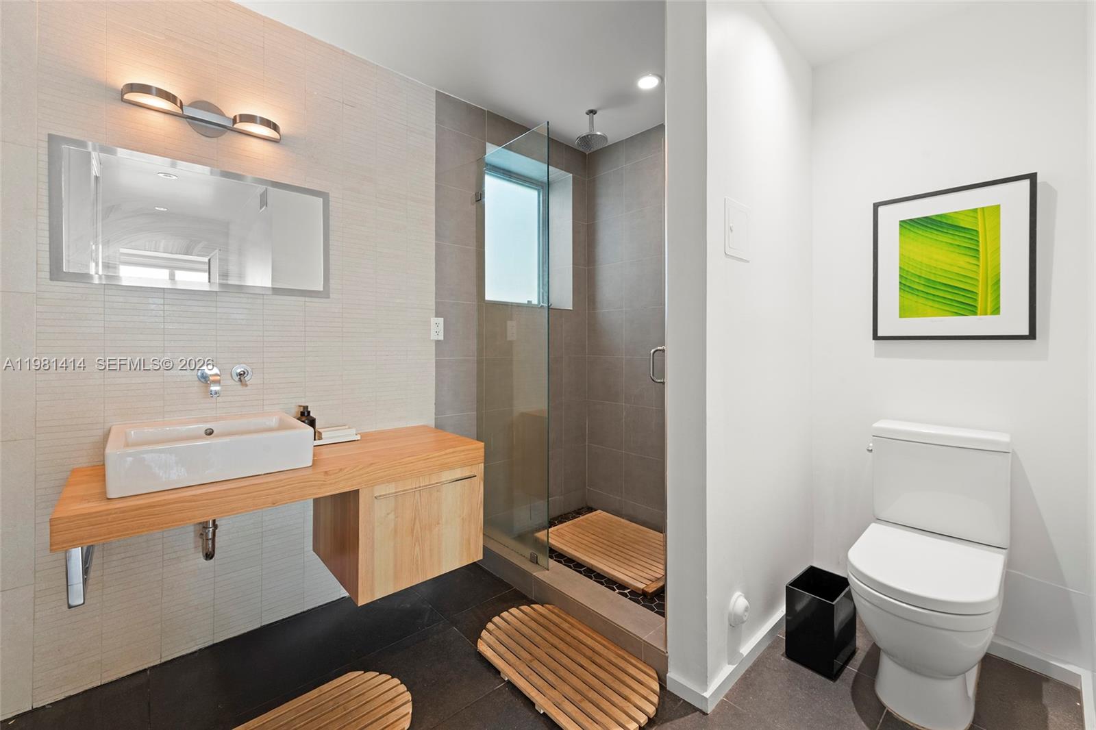 FONTANA CONDO - Residential Lease