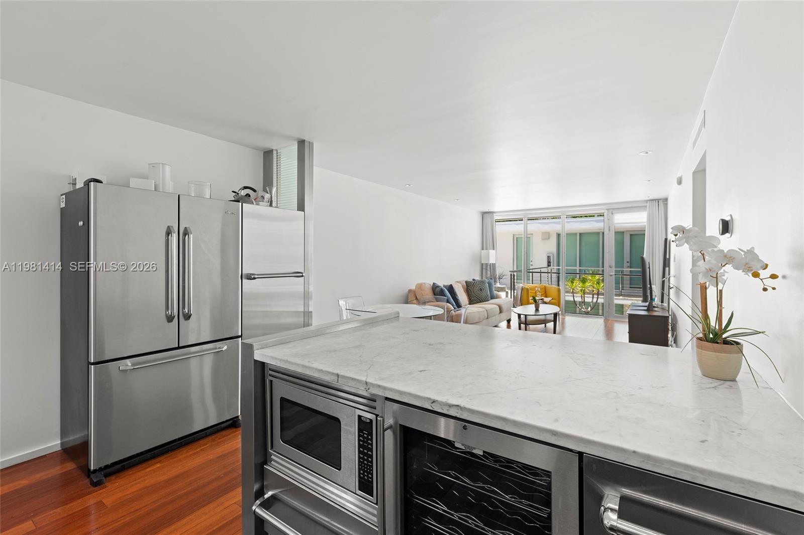 FONTANA CONDO - Residential Lease