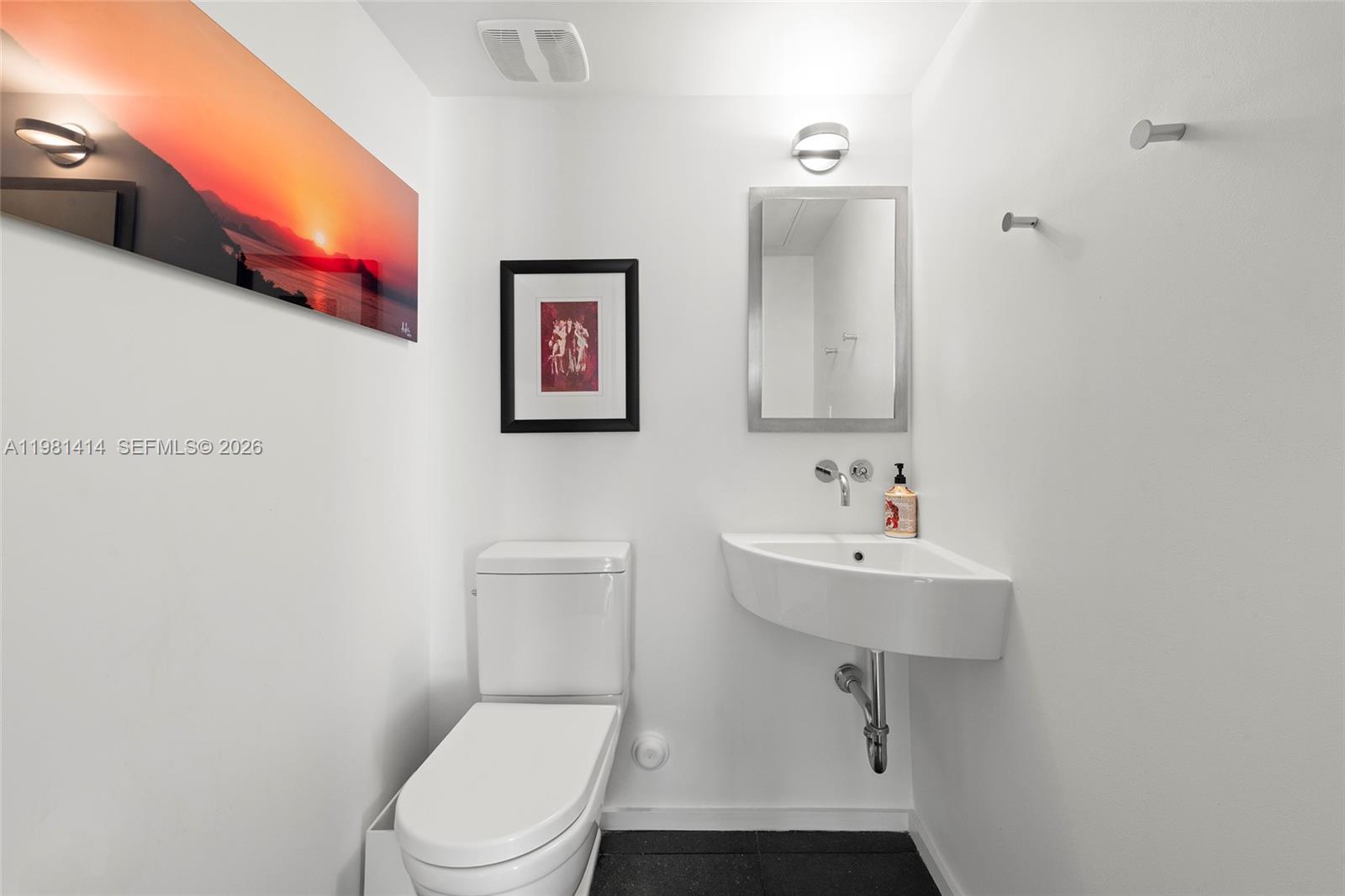 FONTANA CONDO - Residential Lease