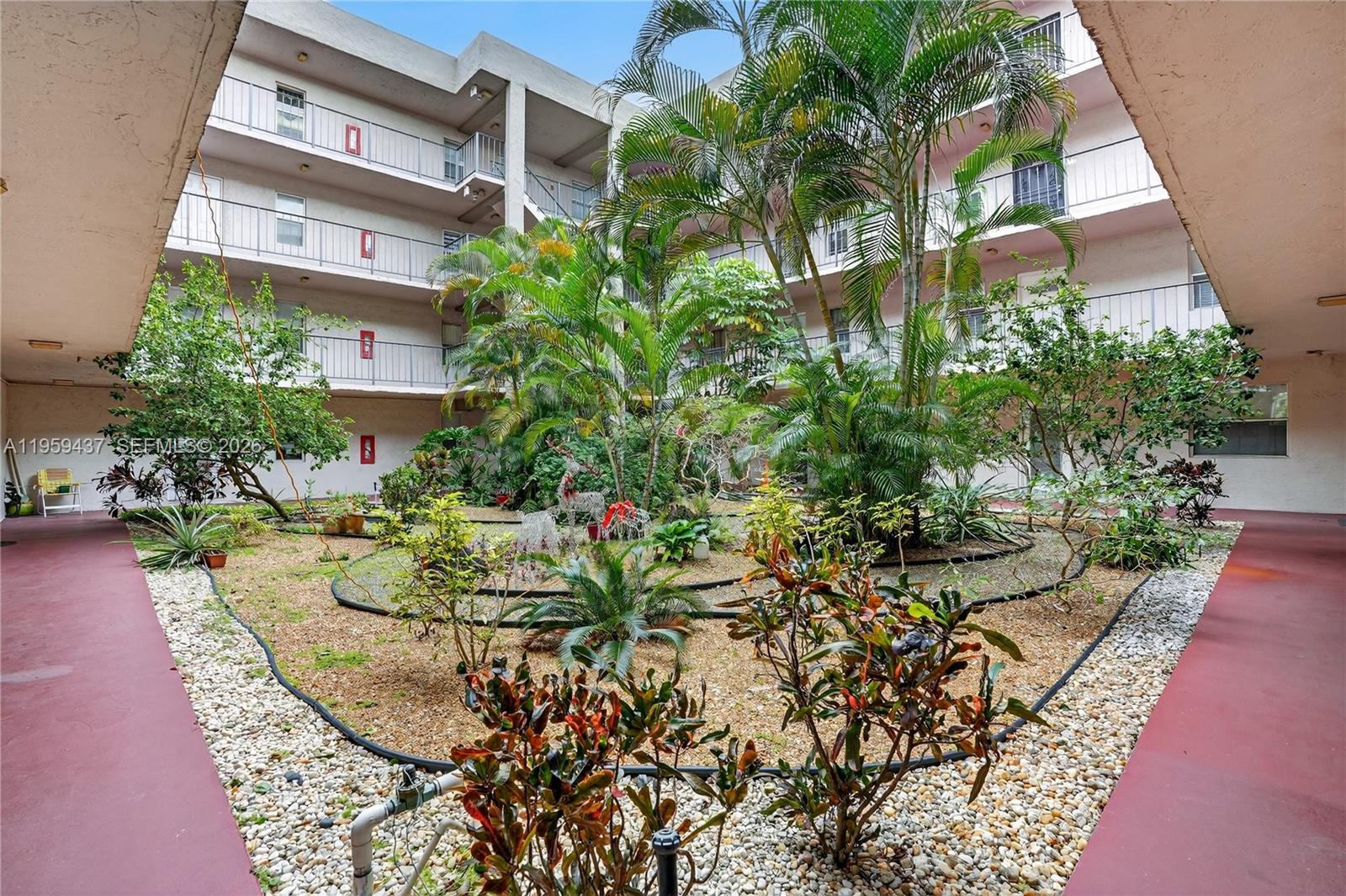 SOMERSET NO 1 CONDO - Residential