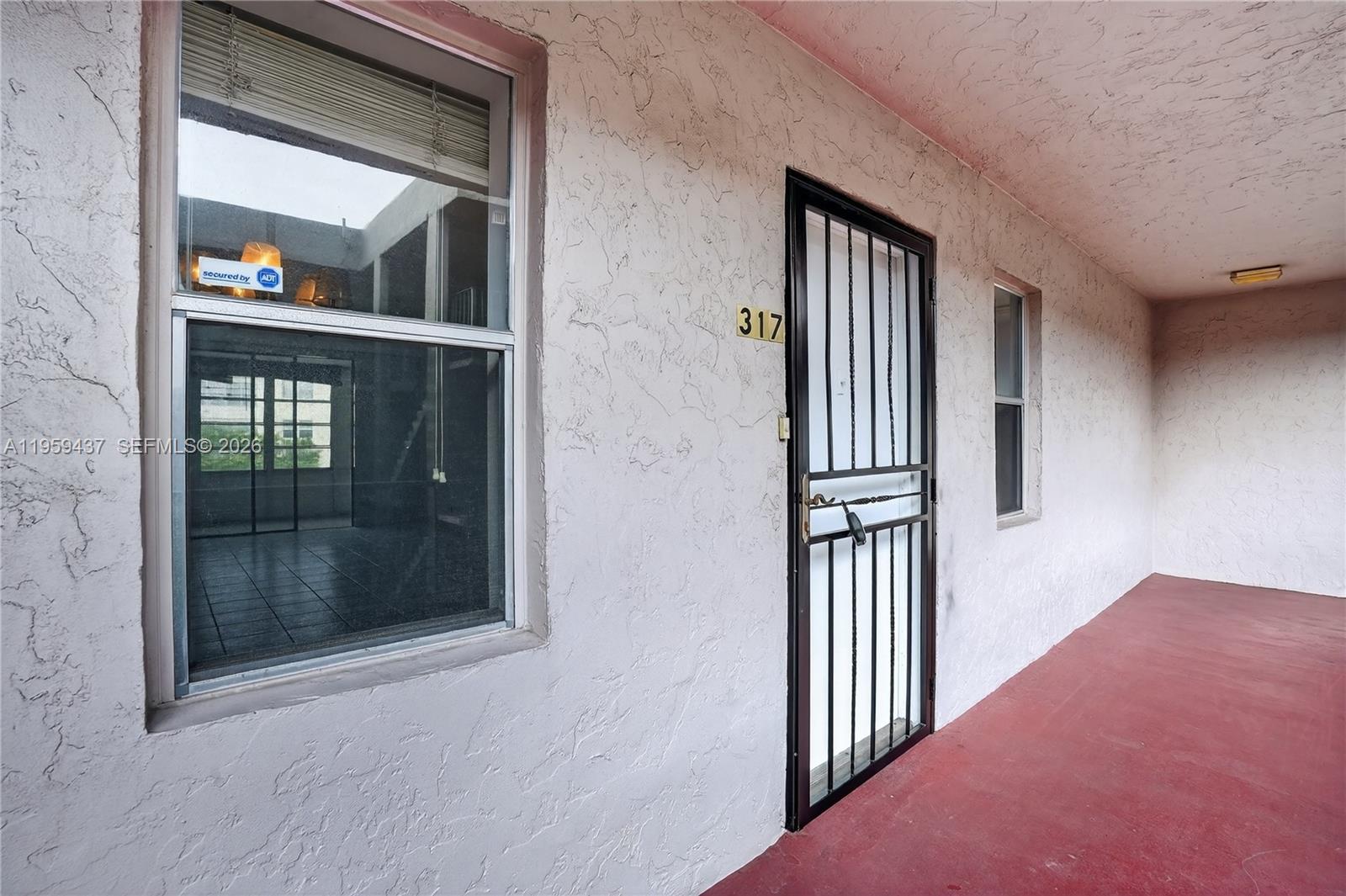 SOMERSET NO 1 CONDO - Residential