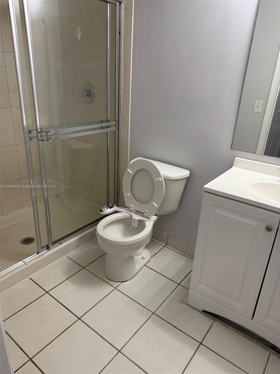 PARADISE POINTE CONDO - Residential