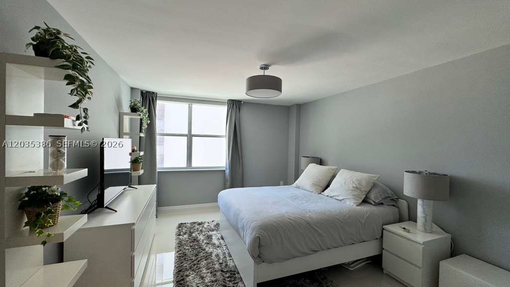 ROYAL EMBASSY CONDO - Residential Lease
