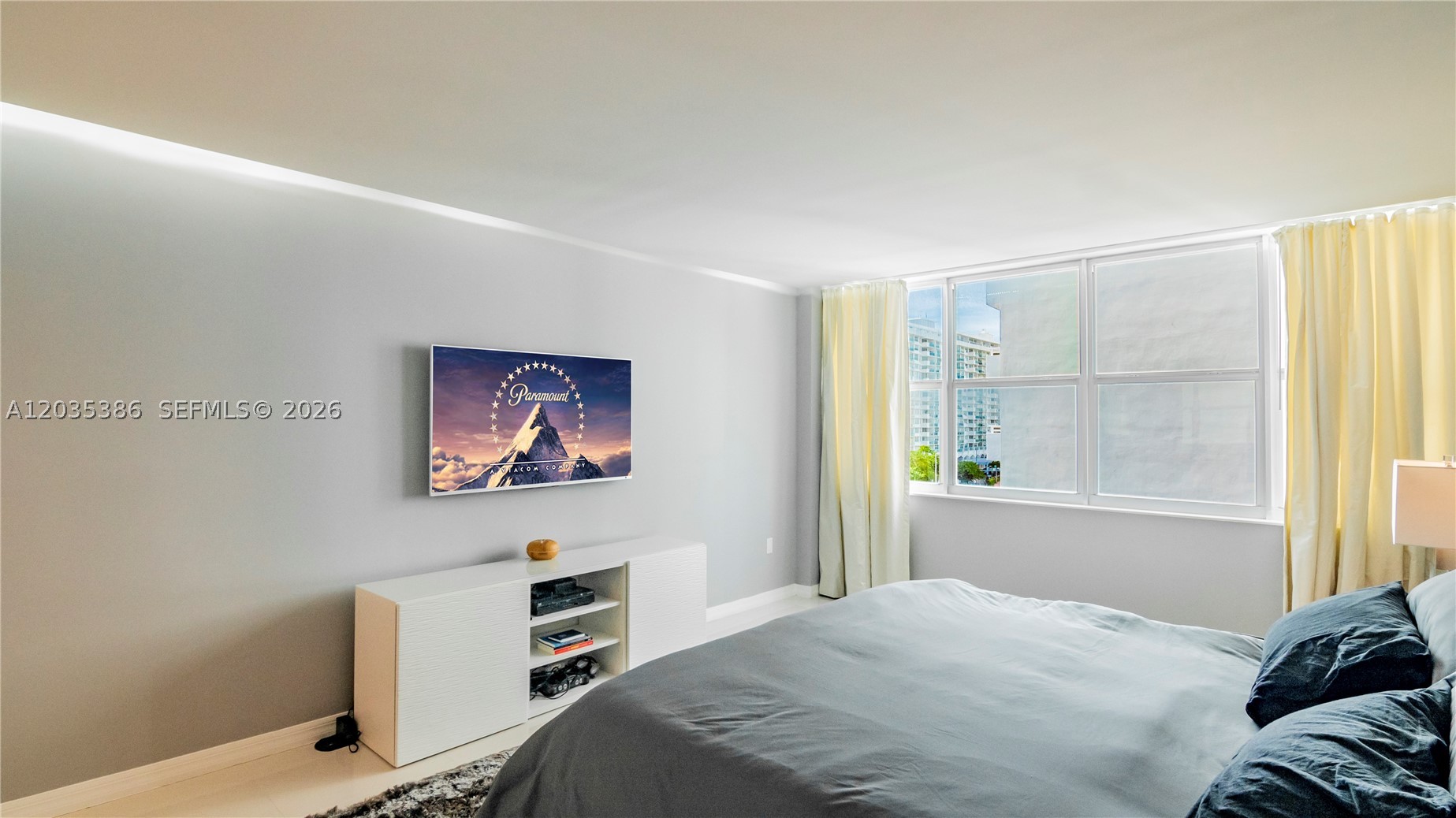 ROYAL EMBASSY CONDO - Residential Lease