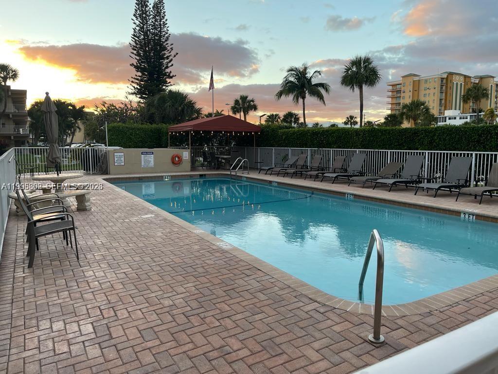 OCEANSIDE APARTMENTS CO-O - Residential
