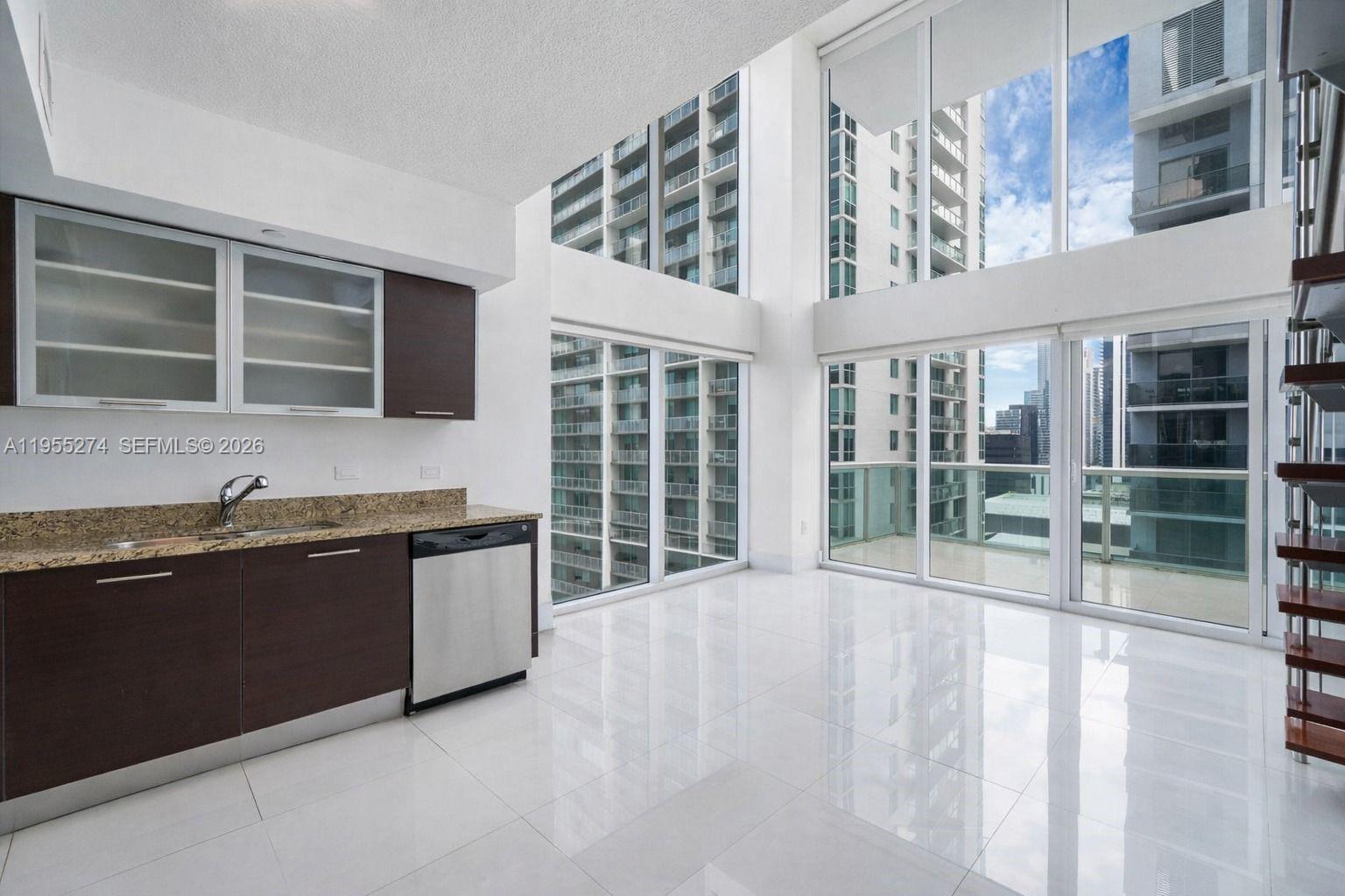 BRICKELL ON THE RIVER S T - Residential