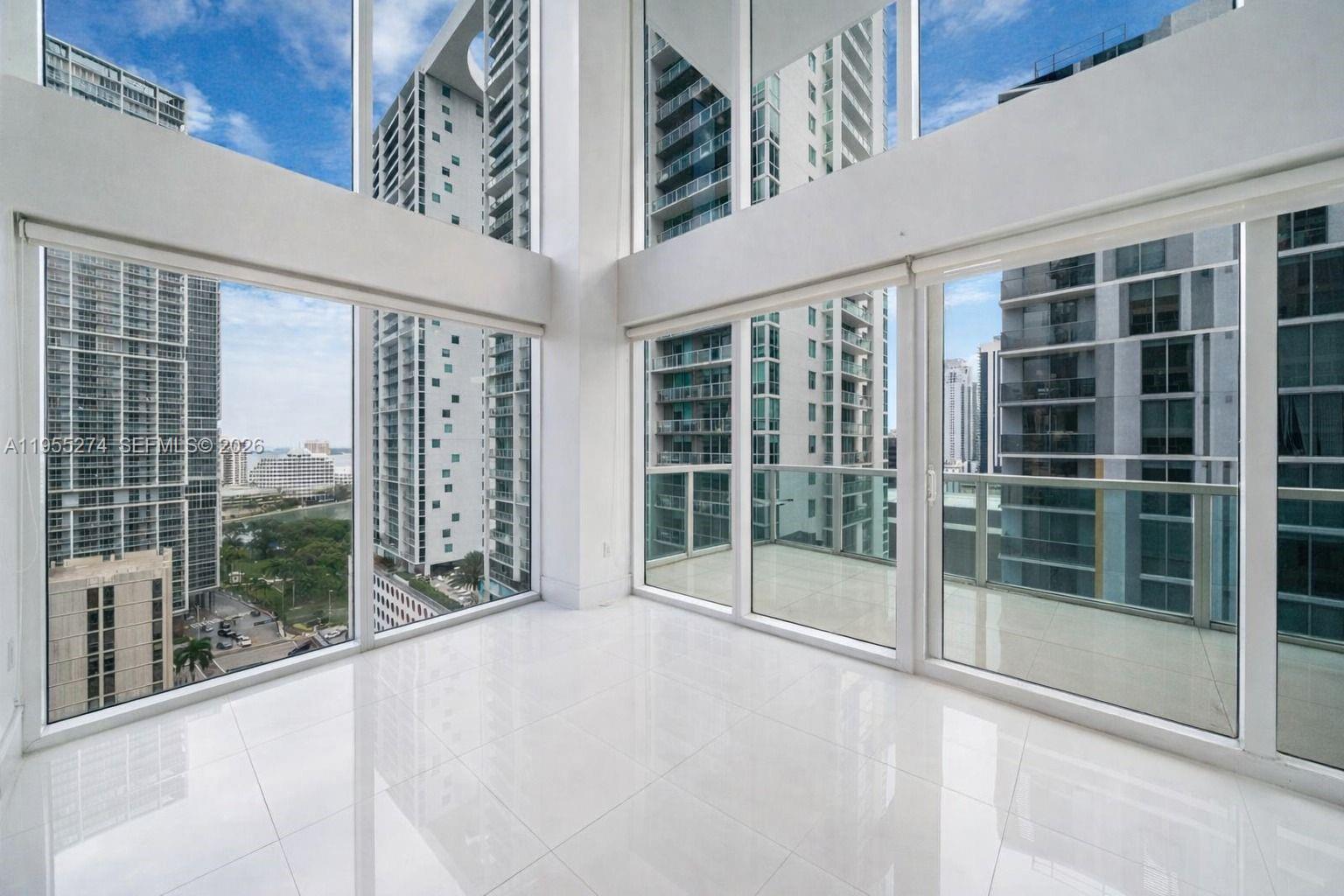 BRICKELL ON THE RIVER S T - Residential