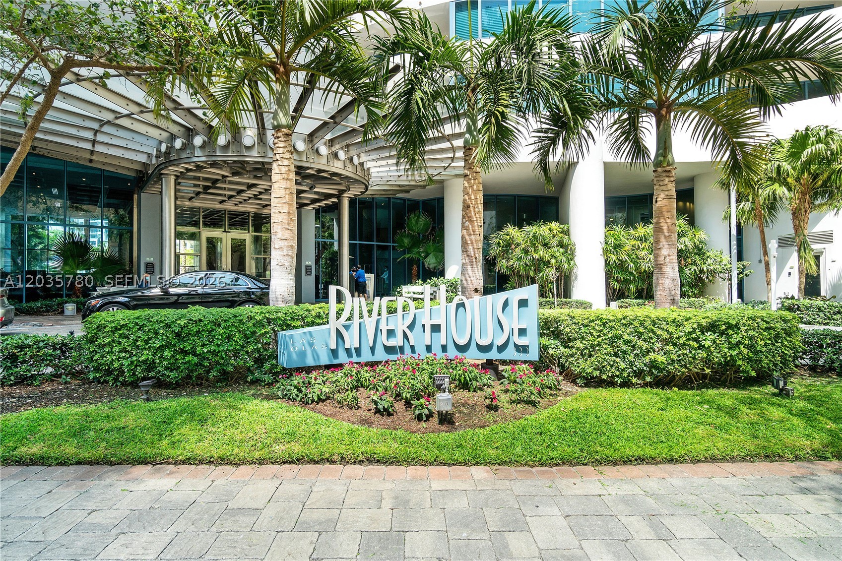 LAS OLAS RIVER HOUSE COND - Residential