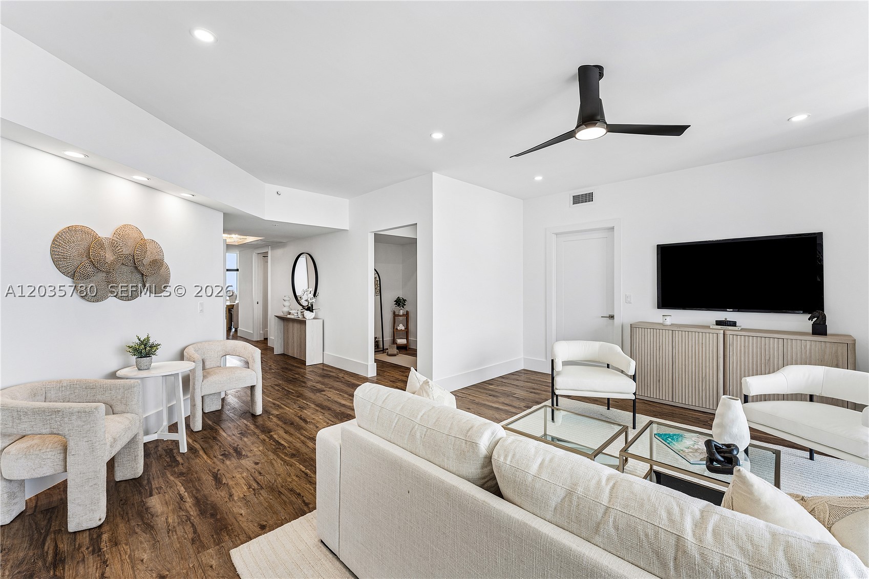 LAS OLAS RIVER HOUSE COND - Residential
