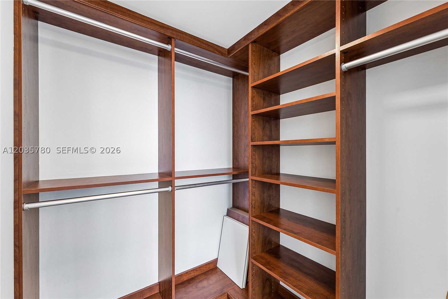 LAS OLAS RIVER HOUSE COND - Residential