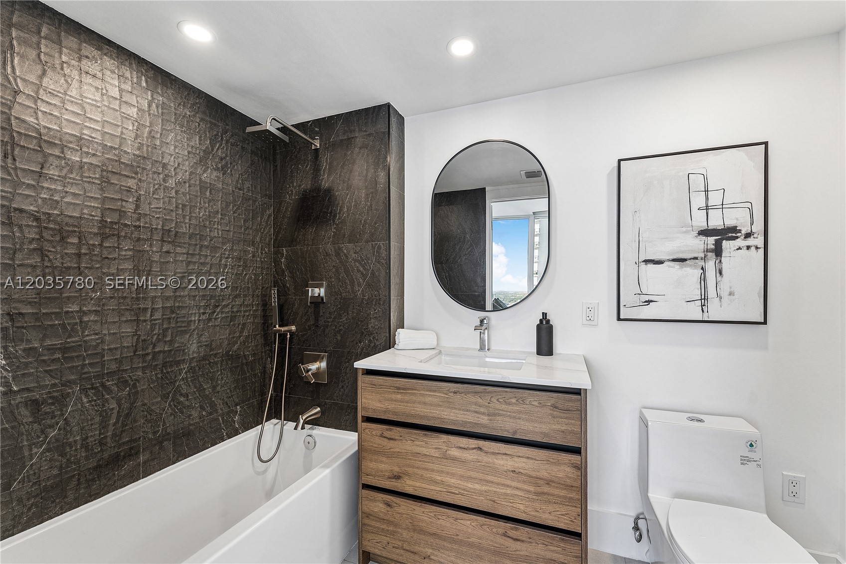 LAS OLAS RIVER HOUSE COND - Residential
