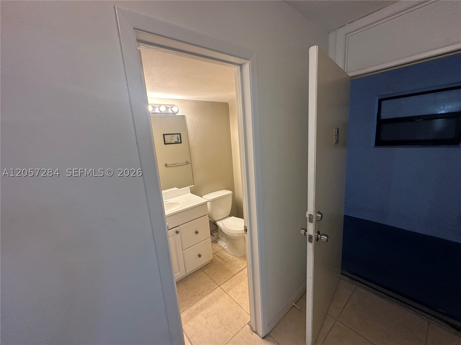 12590 CORONADO TOWERS CON - Residential