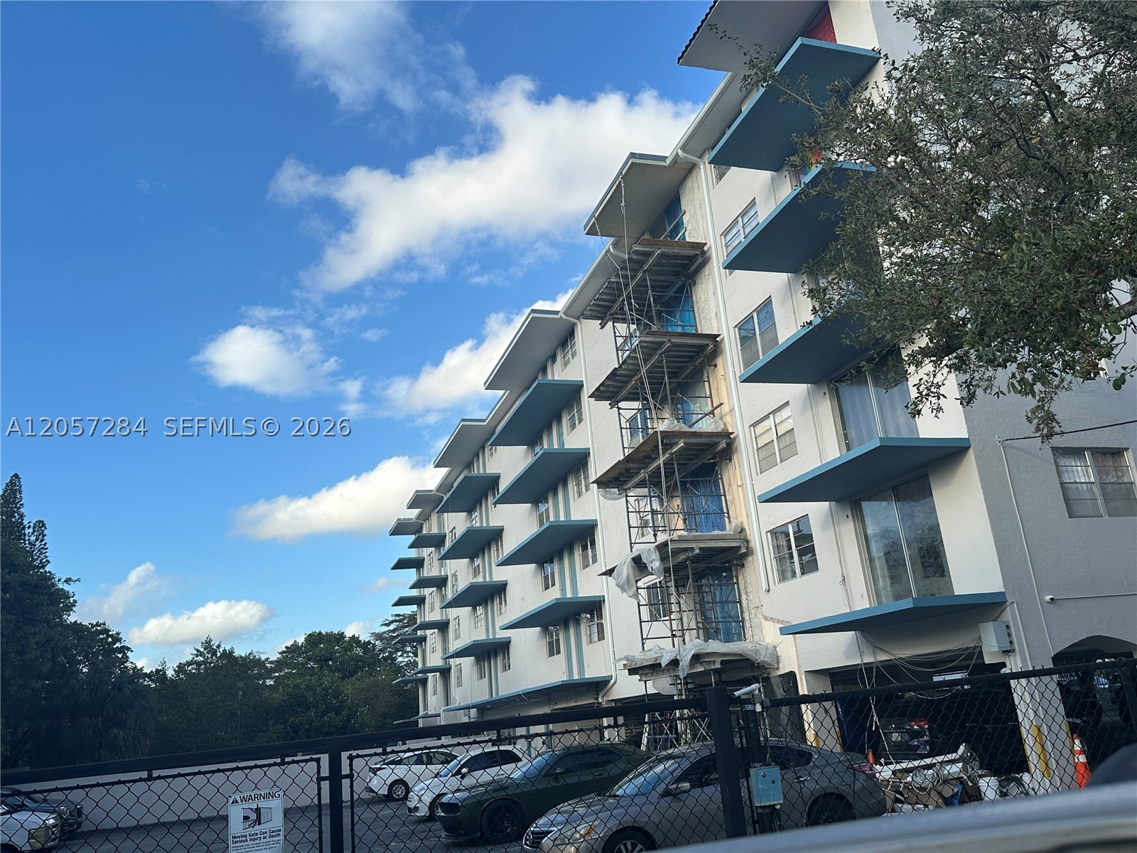 12590 CORONADO TOWERS CON - Residential