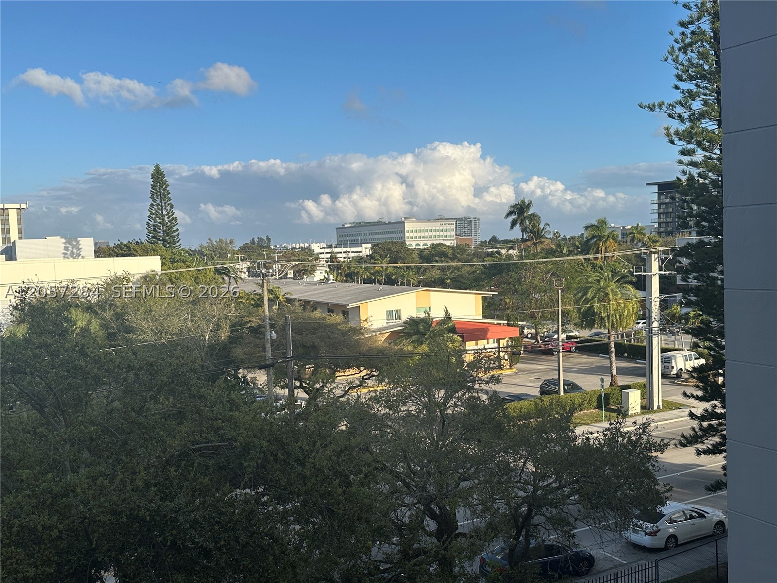 12590 CORONADO TOWERS CON - Residential