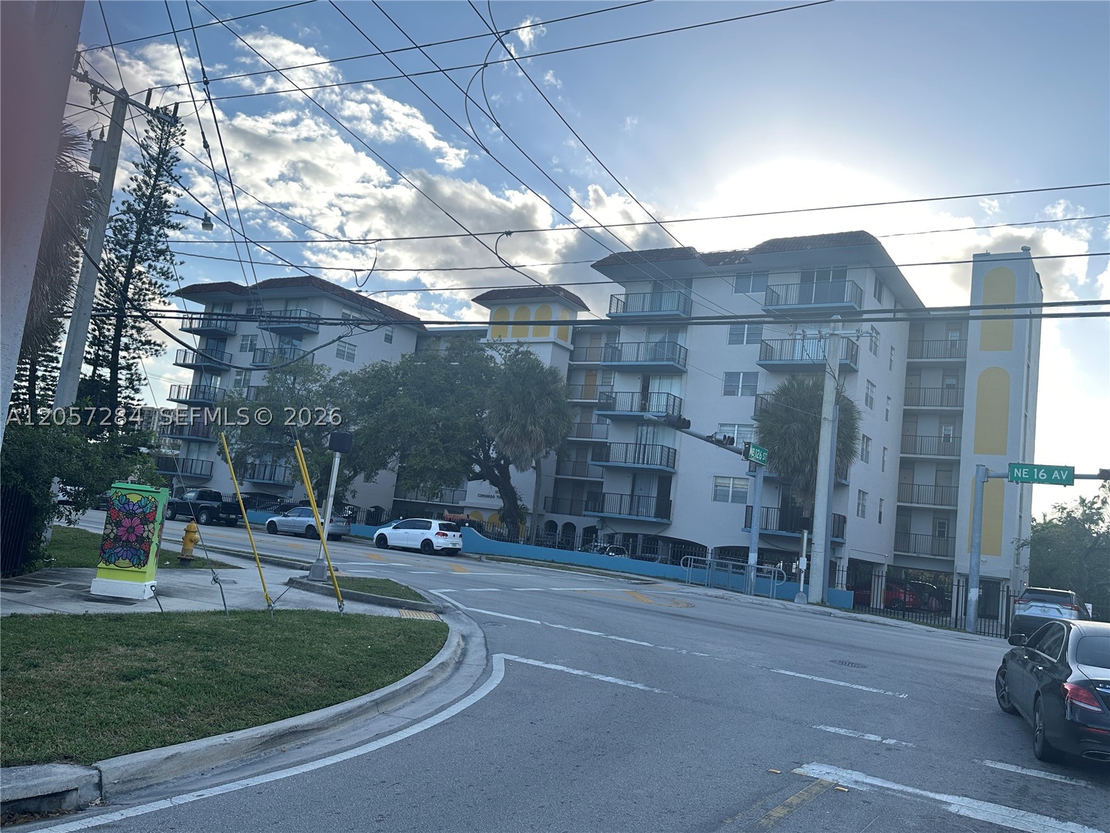 12590 CORONADO TOWERS CON - Residential