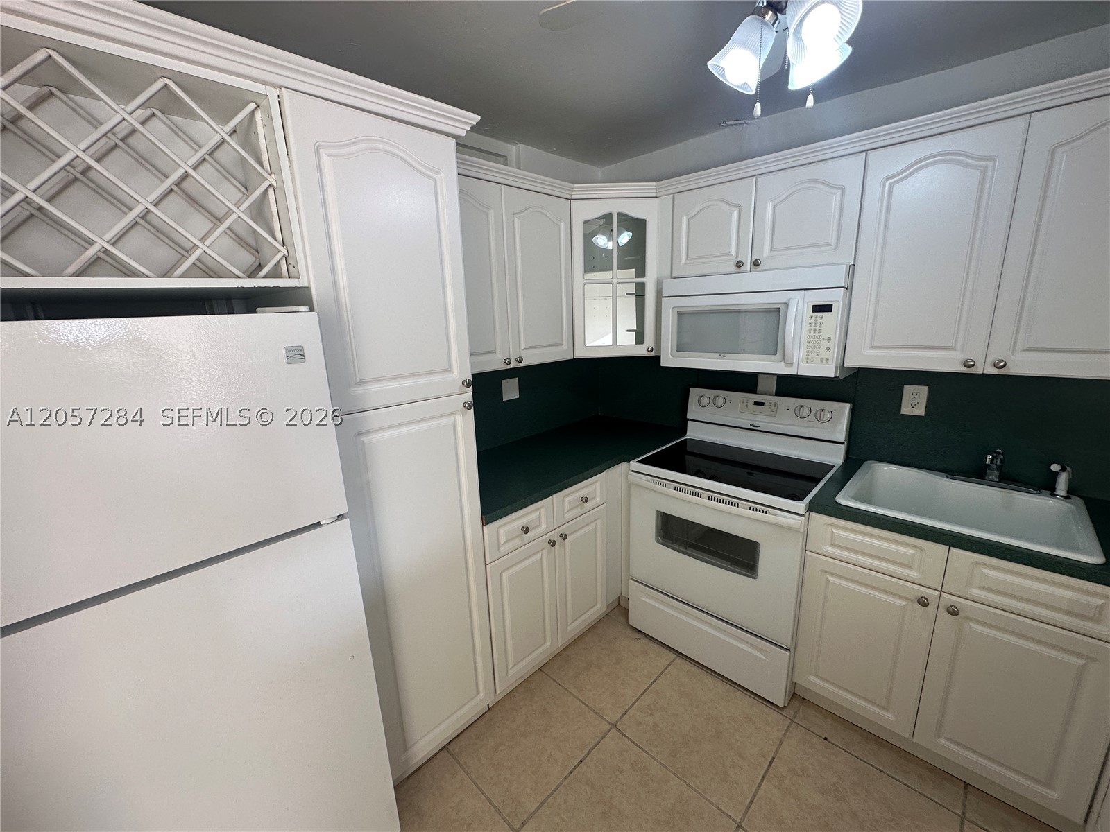 12590 CORONADO TOWERS CON - Residential