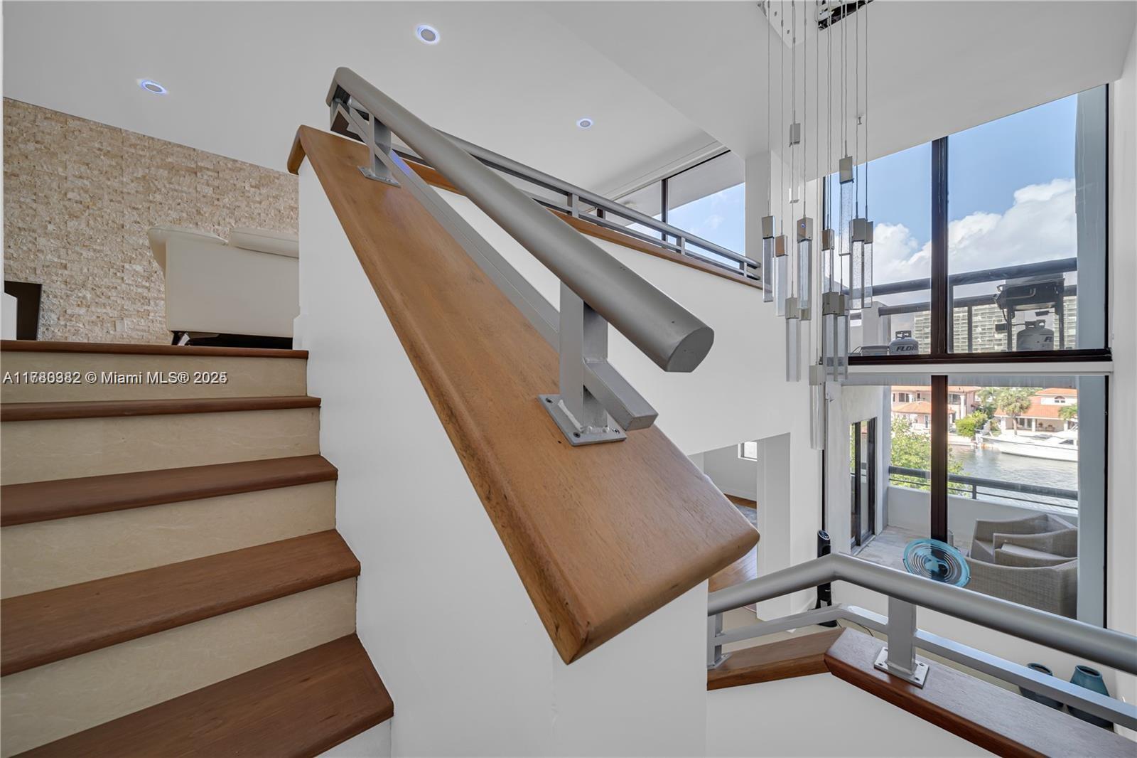 POINCIANA IS YT & RCQ CLU - Residential Lease