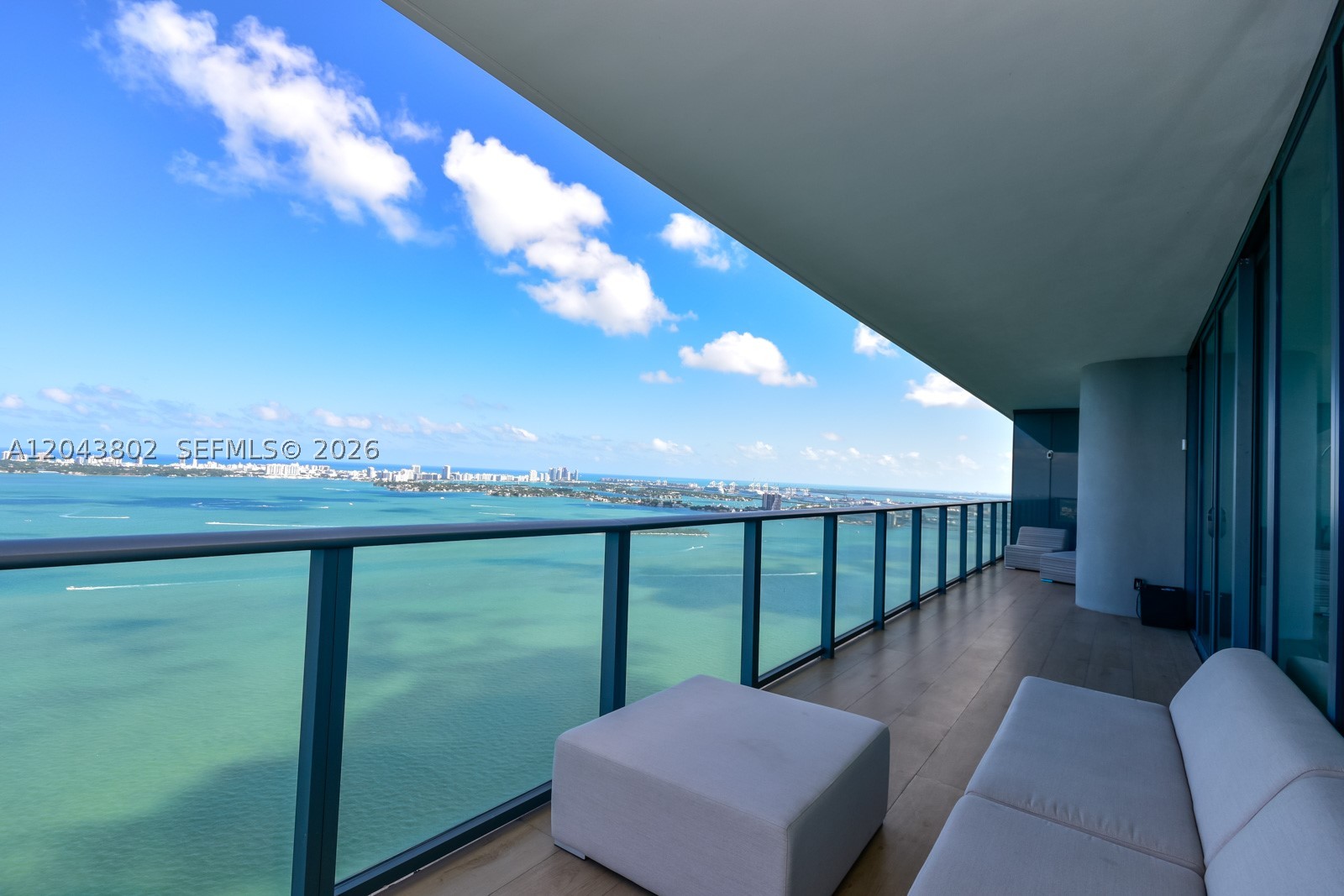 ONE PARAISO CONDO - Residential